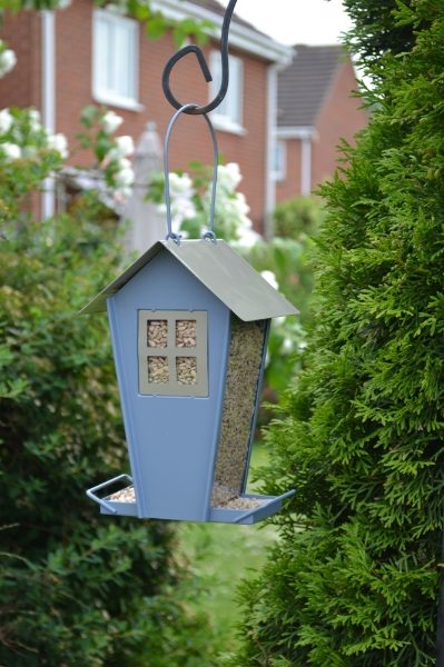 Contemporary Wild Bird Seed Feeder Sutherland